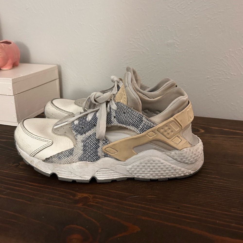 Nike Huaraches